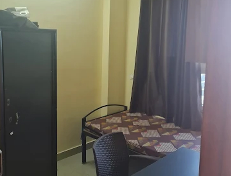 R Residency Prime Comfortable Hostel Room